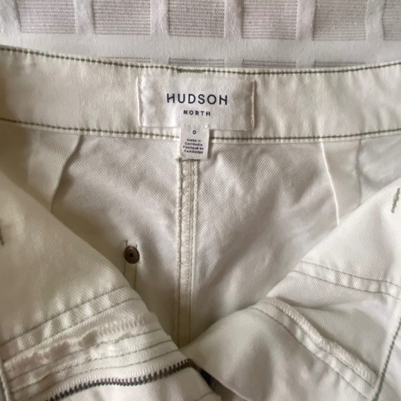 Hudson North White Cropped Pants - Picture 7 of 10